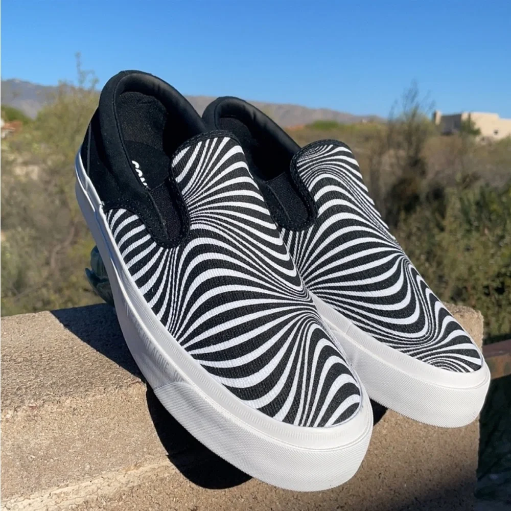 New Trippy Two Tone Psychedelic Converse One Star Slip On Sneakers - Picture 2 of 14